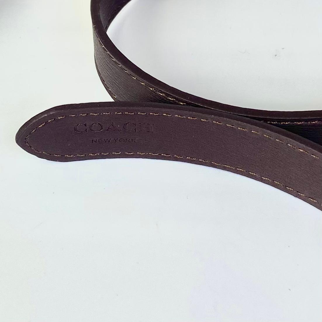 Dây Nịt Coach Logo Horse And Carriage Plaque DS D.Brown