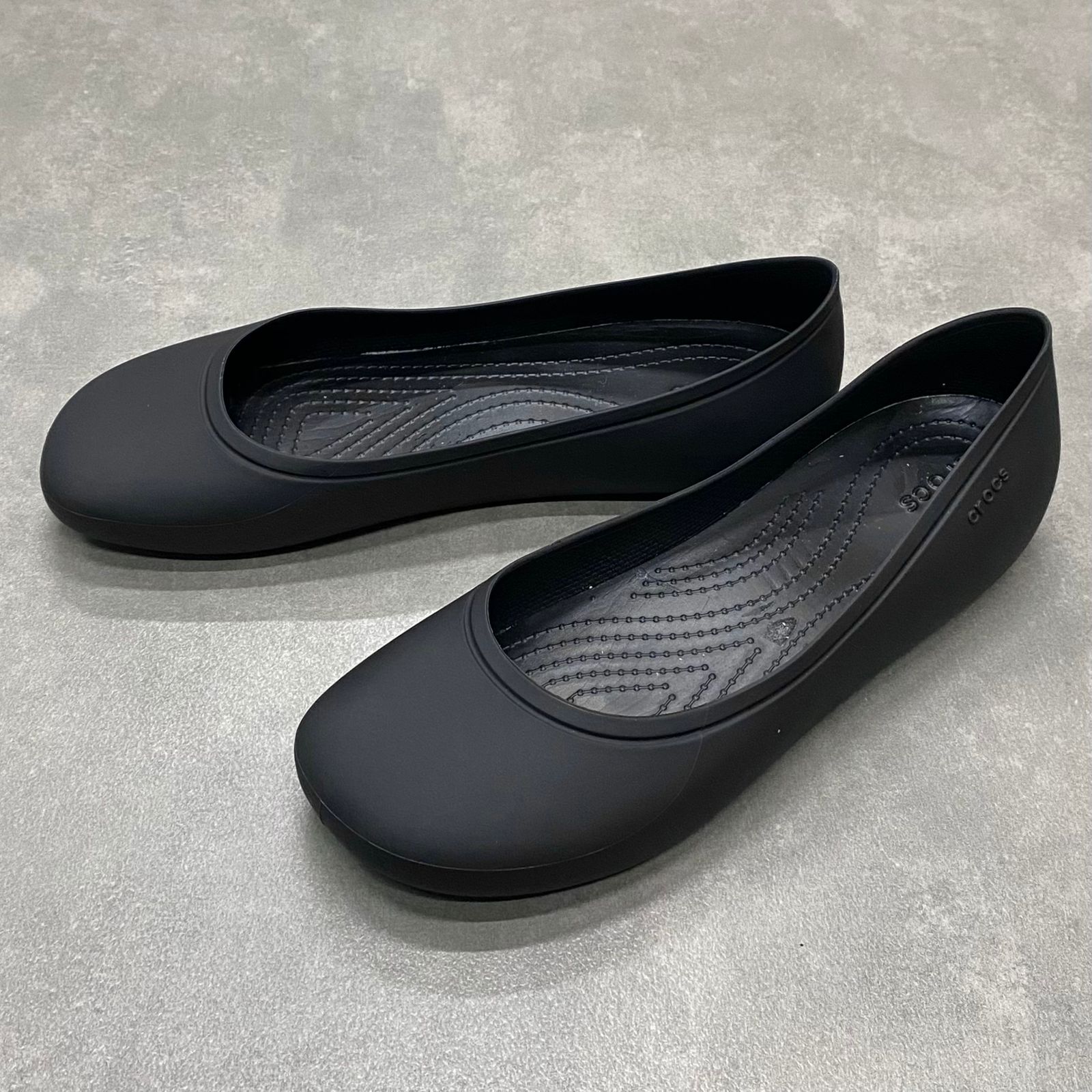 Giày Búp Bê Crocs Brooklyn Pointed HN Black