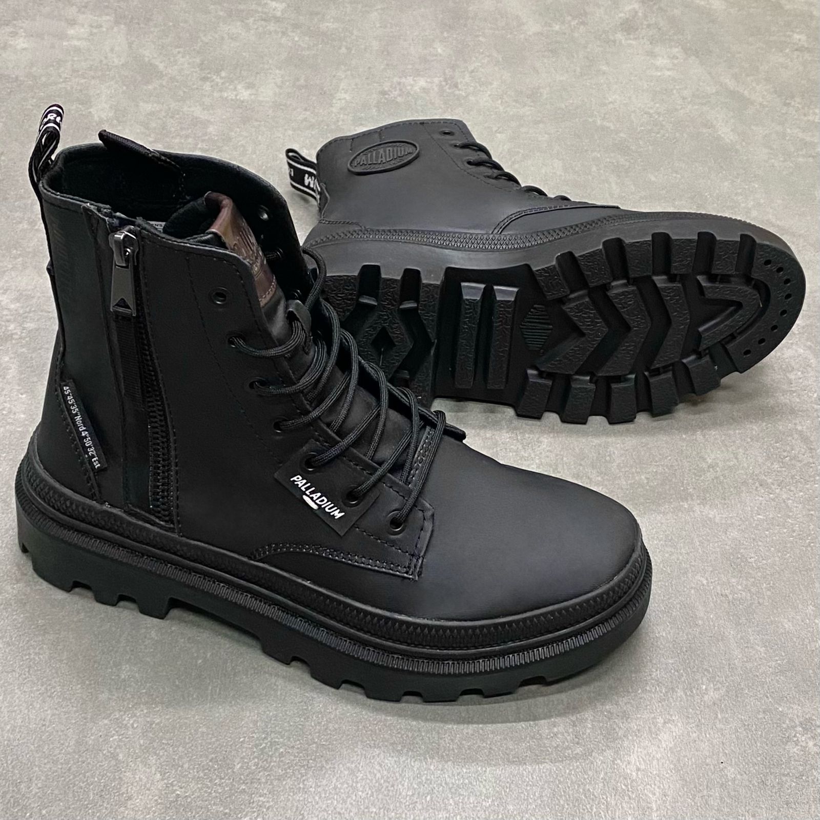 Giày Palladium cổ cao waterproof DP Đen full