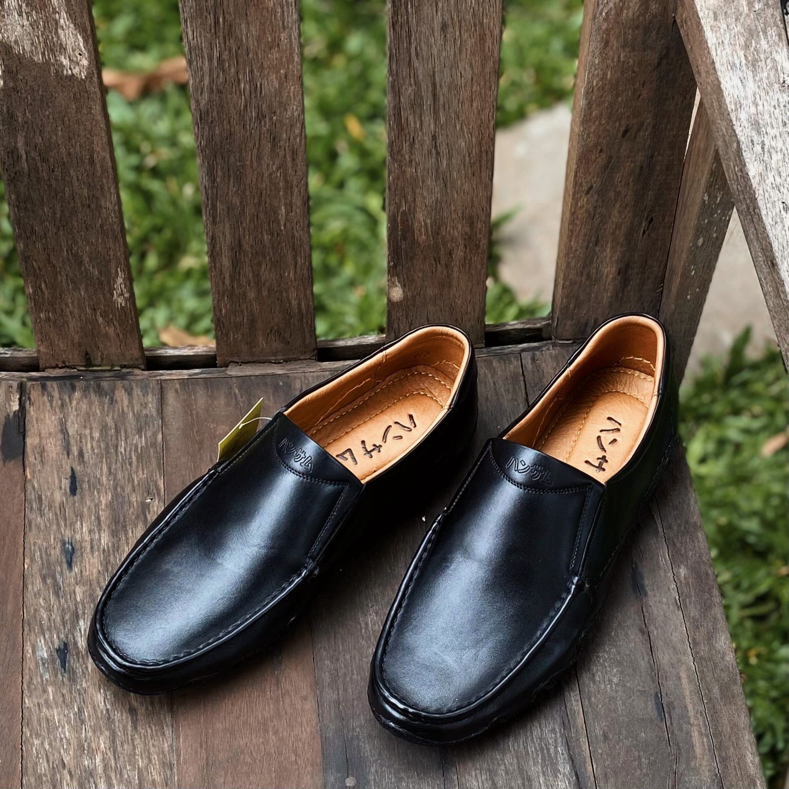 Hansamu Kai - Office Moccasin DGD14 Black