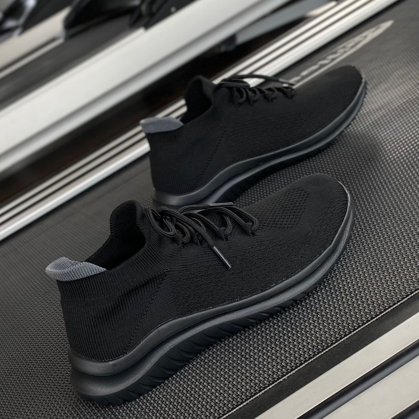 Hansamu Walk BG Unisex Shoes Full Black