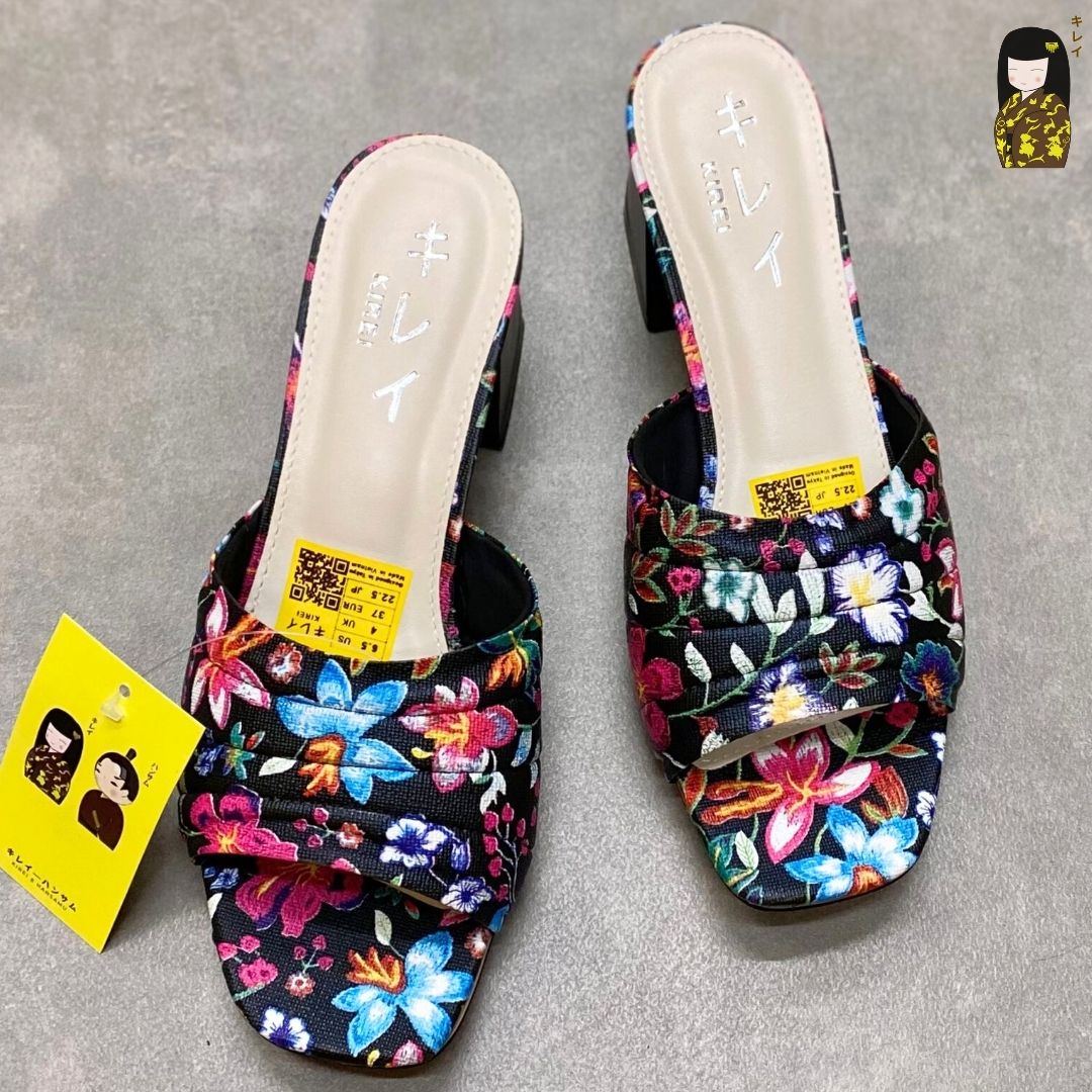 Kirei Biteki - Office Block Heel CP07 Black