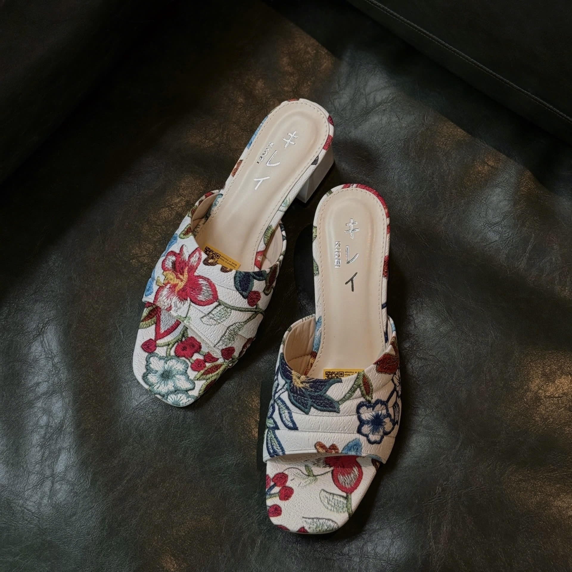 Kirei Biteki - Office Block Heel CP07 White