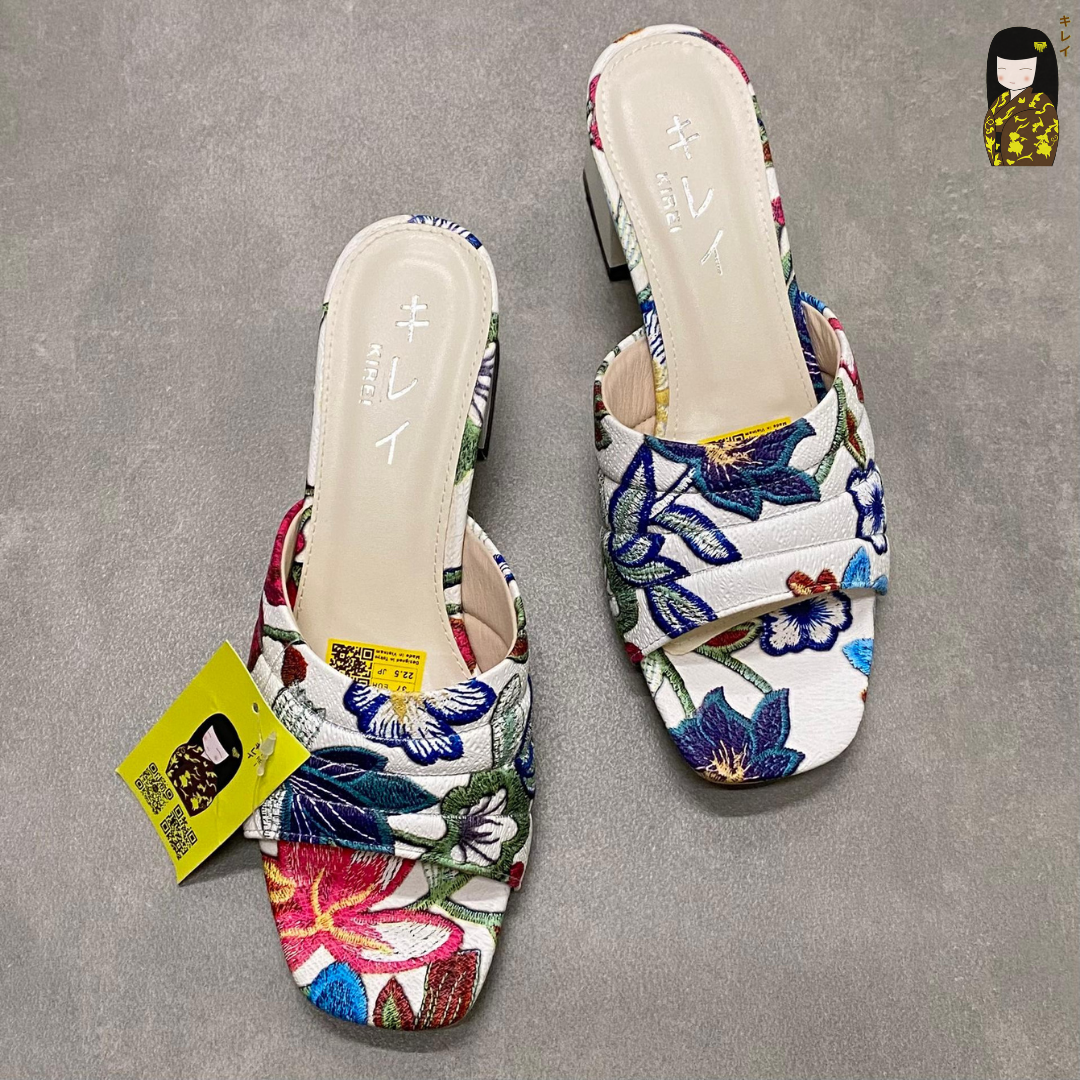 Kirei Biteki - Office Block Heel CP07 White