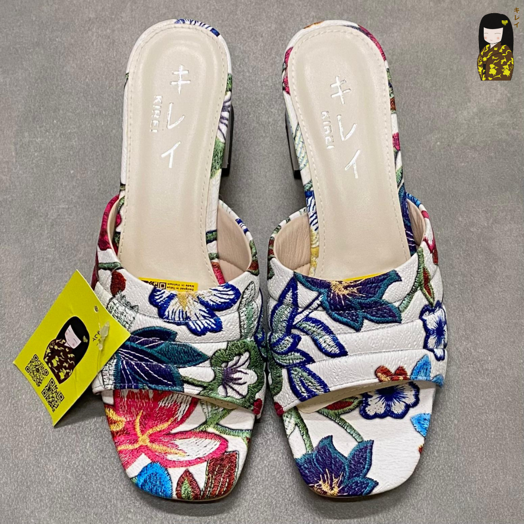 Kirei Biteki - Office Block Heel CP07 White