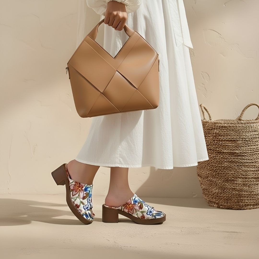 Kirei Biteki - Office Block Heel CP11 White