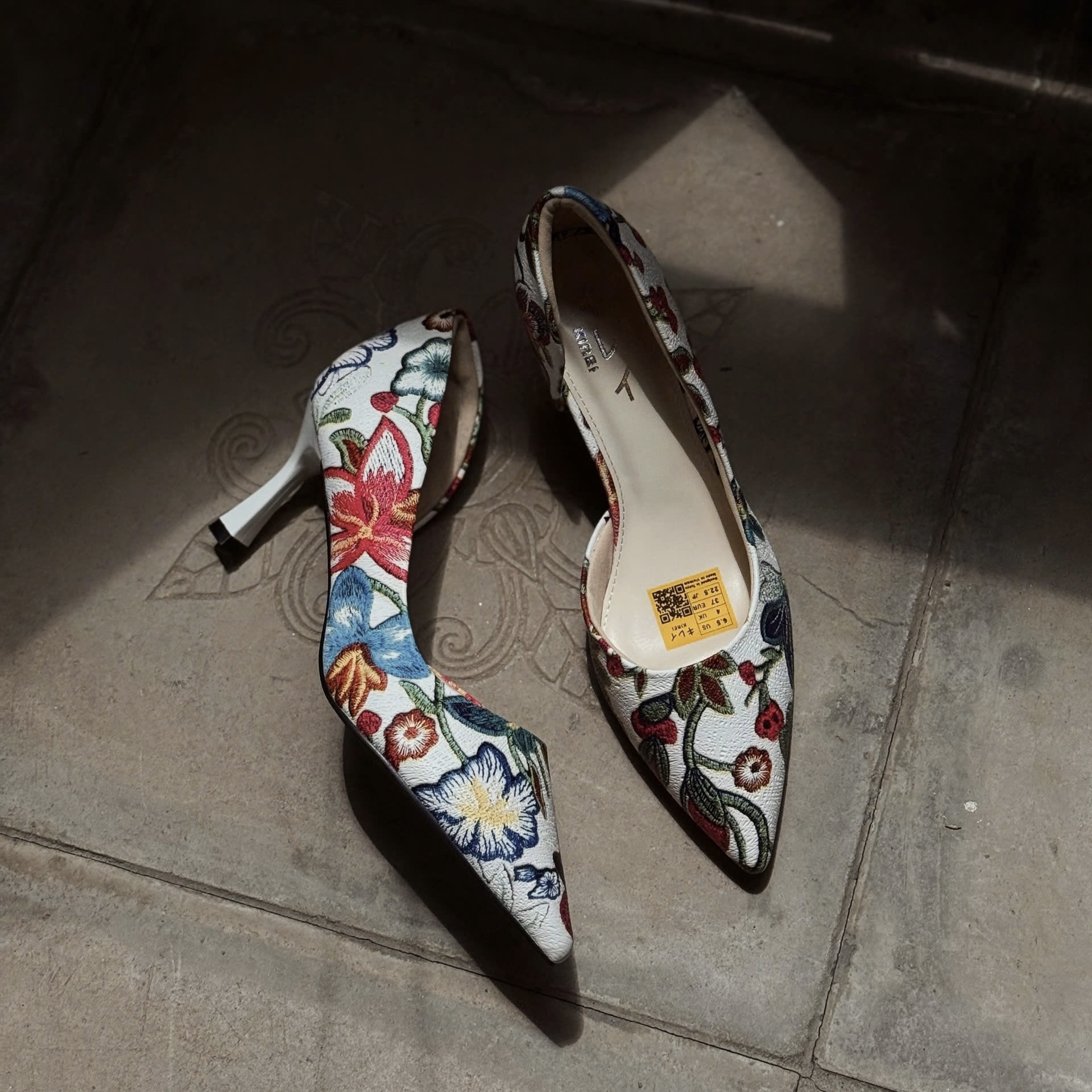 Kirei Biteki - Office D'orsay CP4 White