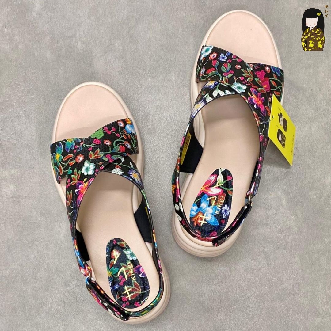 Kirei Biteki - Office Wedge Sandal CP09 Black