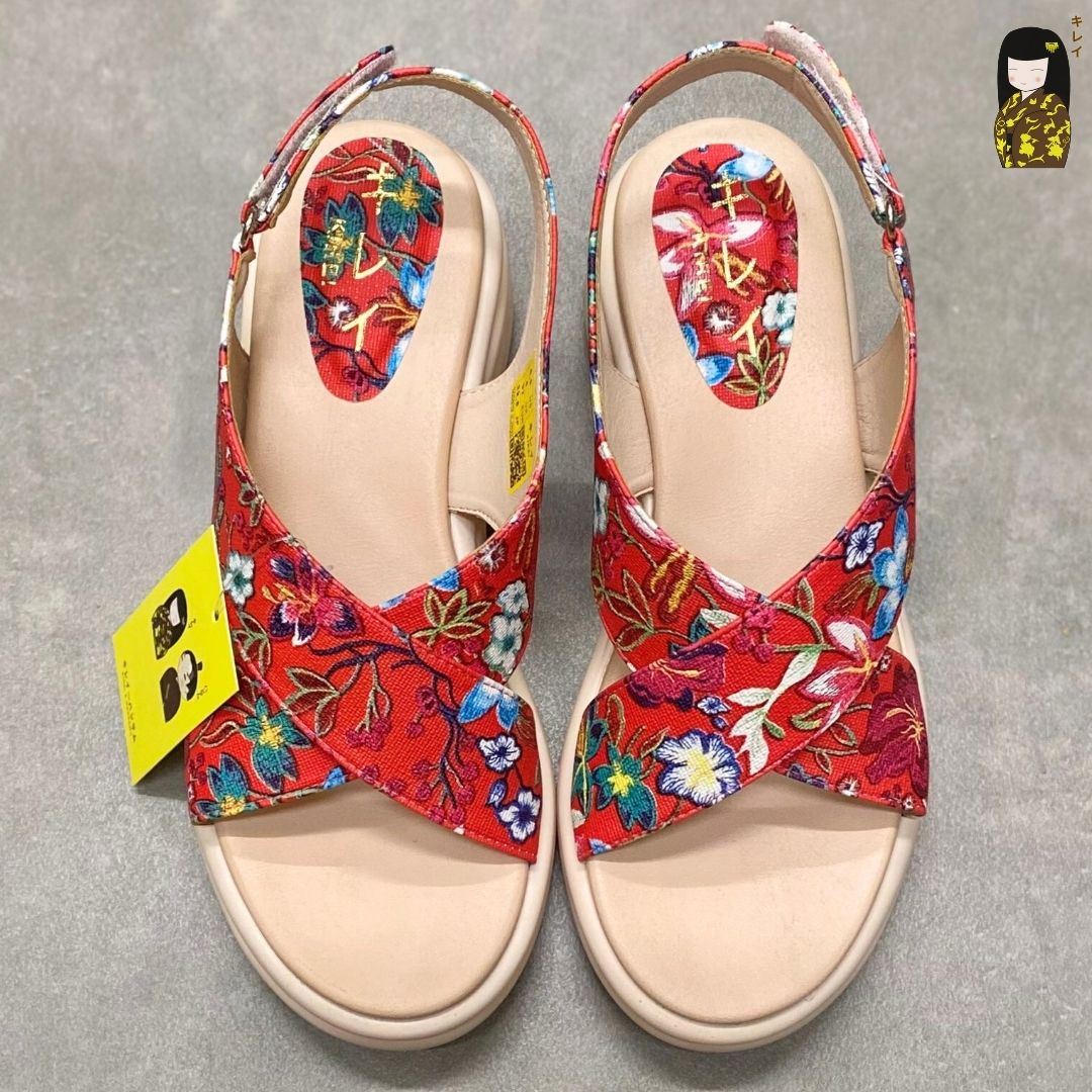 Kirei Biteki - Office Wedge Sandal CP09 Red