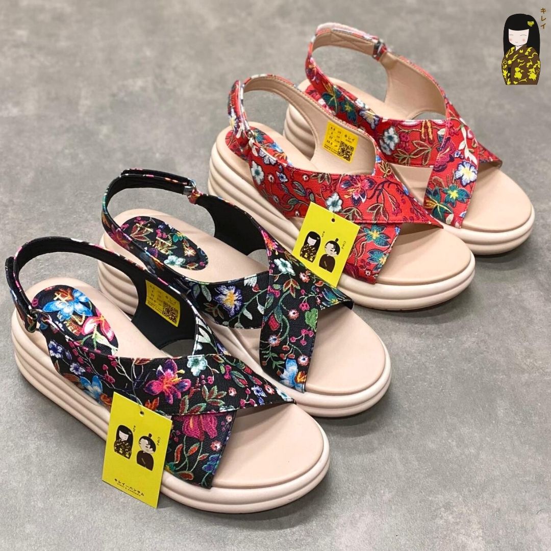 Kirei Biteki - Office Wedge Sandal CP9 Black