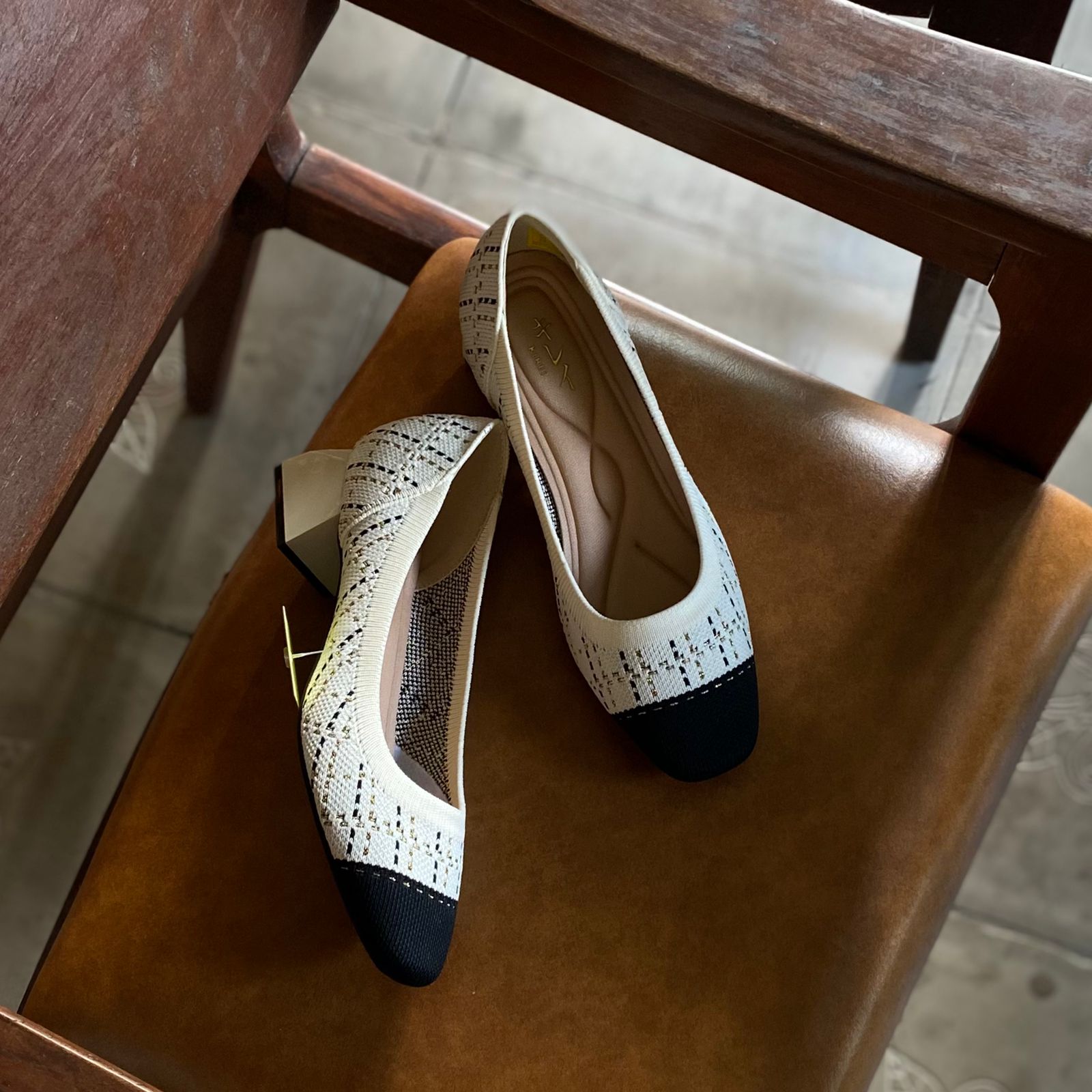 Kirei Kyōyō - Office Block Heel BG13 Cream