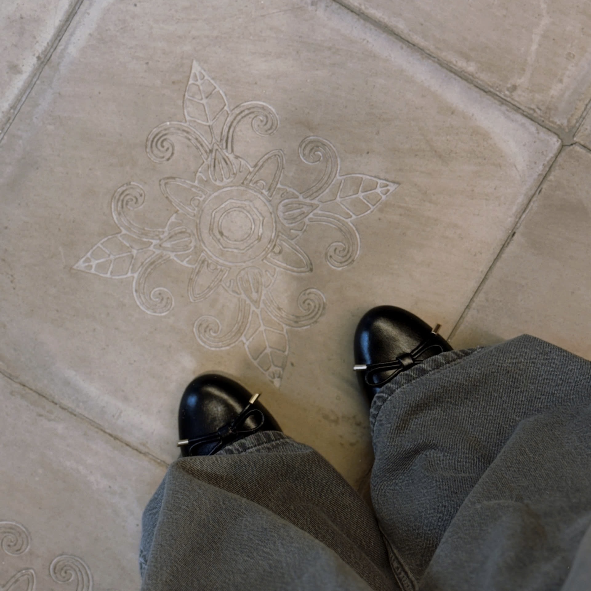 Kirei Miyabi - Office Wedge HI01 Black