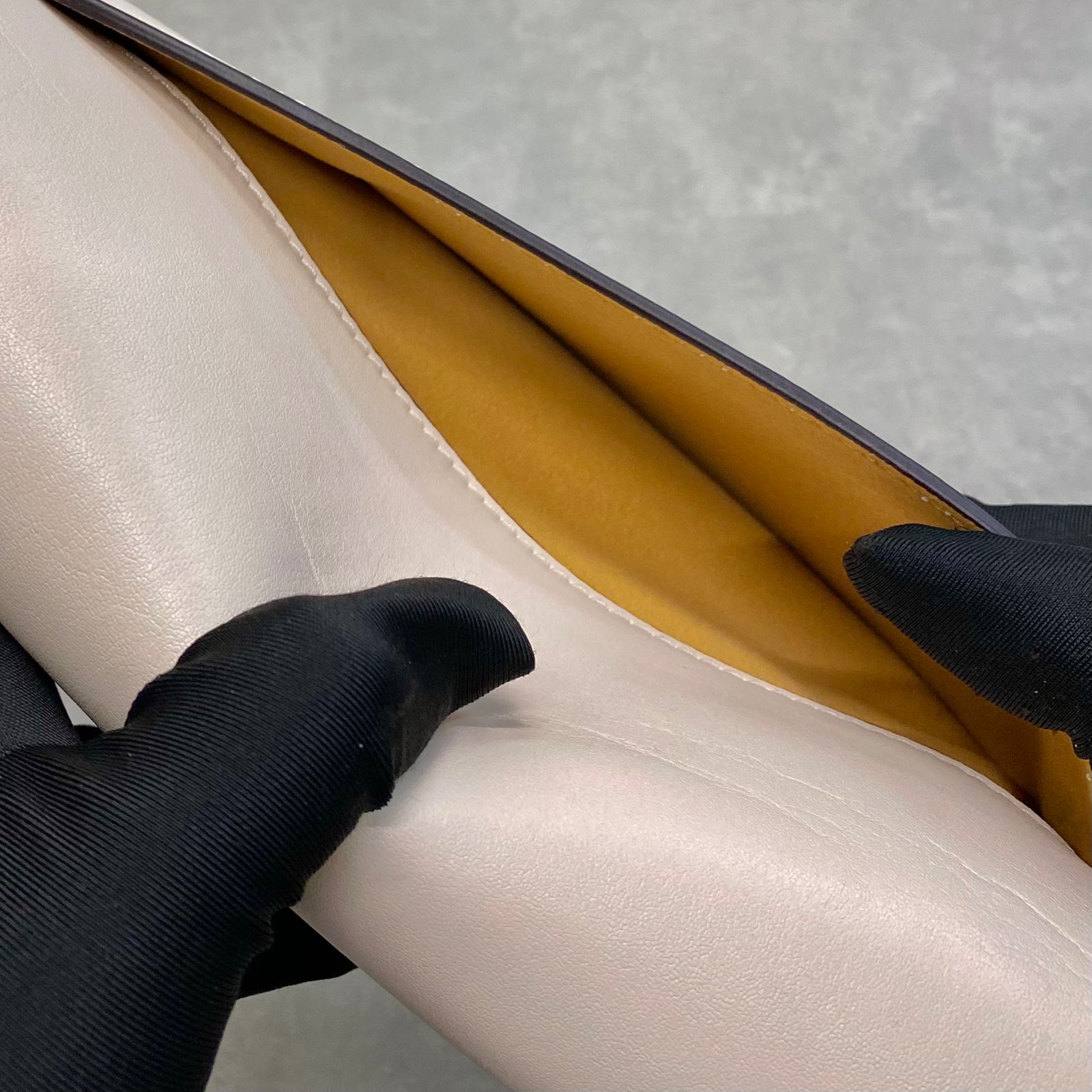 Túi Coach Camellia Emmy Shoulder Bag DS White