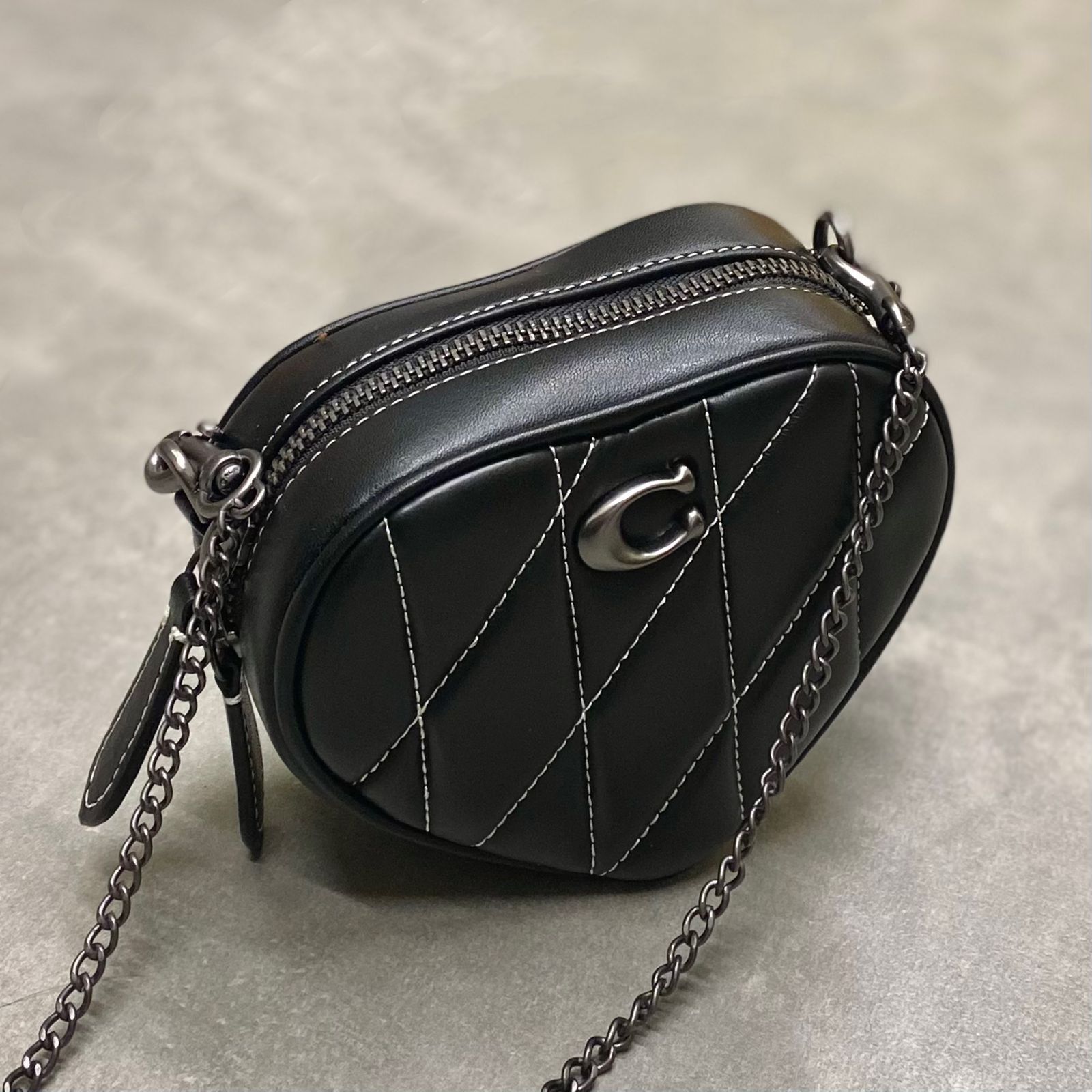 Túi Coach Heart Pewter Crossbody With Quilting DS Black
