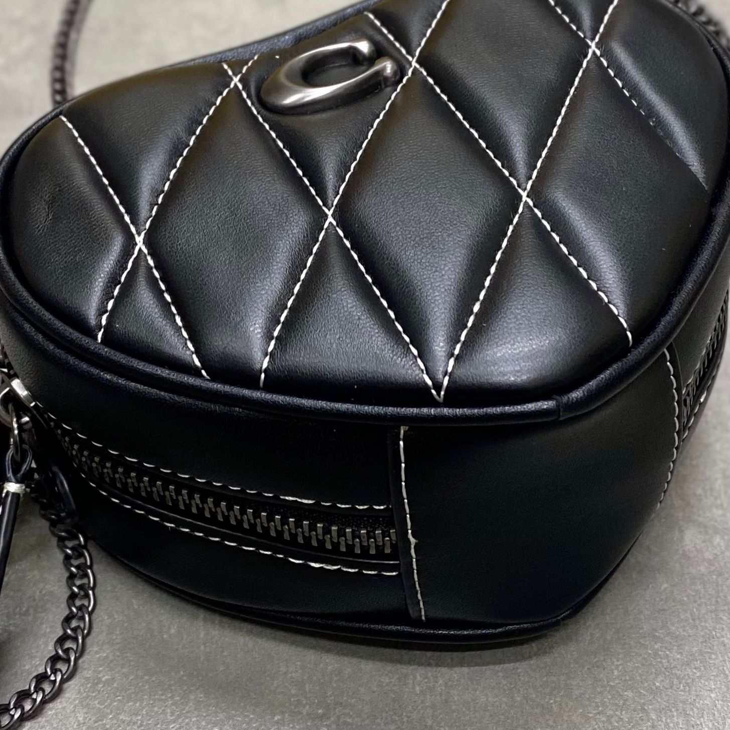 Túi Coach Heart Pewter Crossbody With Quilting DS Black