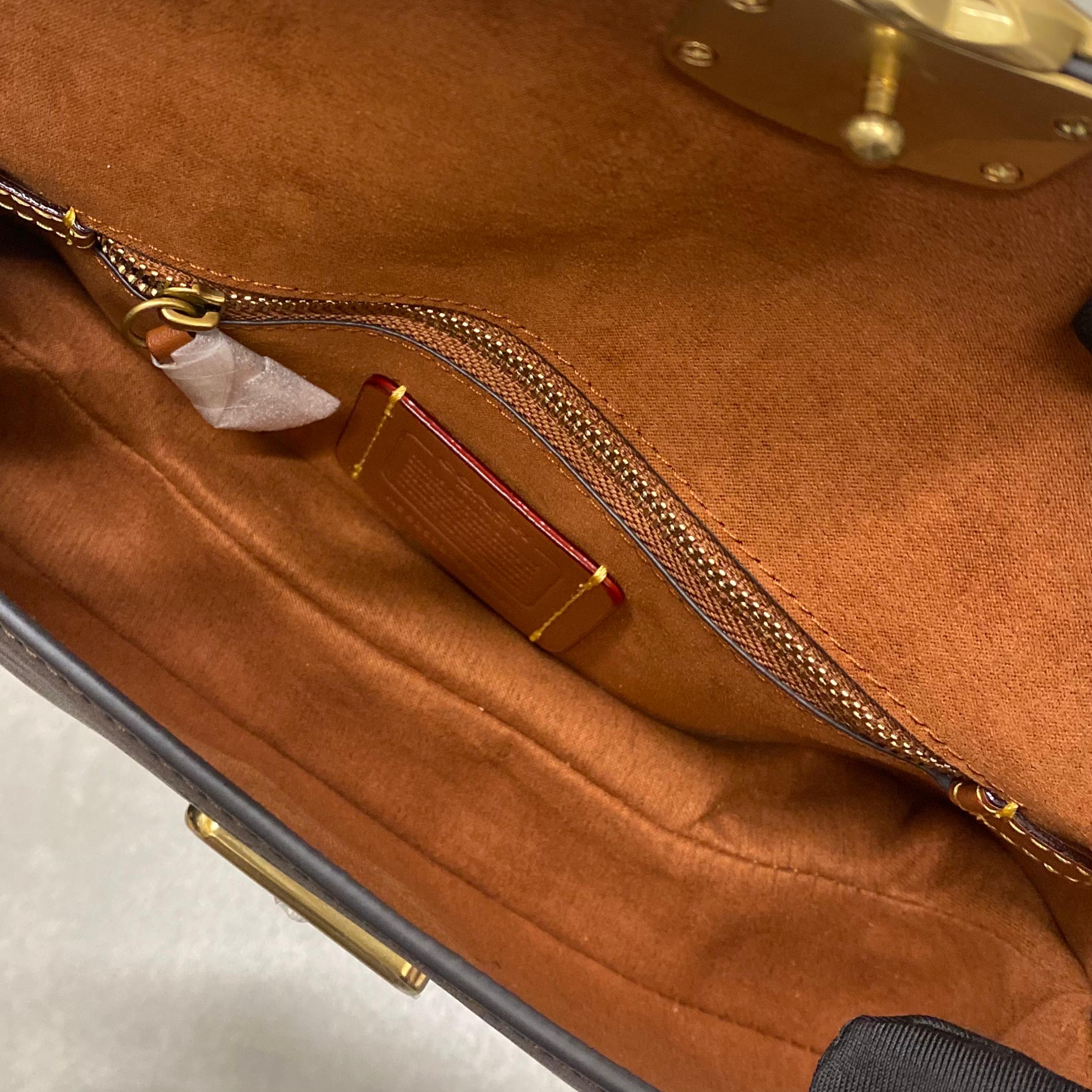 Túi Coach Small Jet Leather Shoulder Bag DS Brown