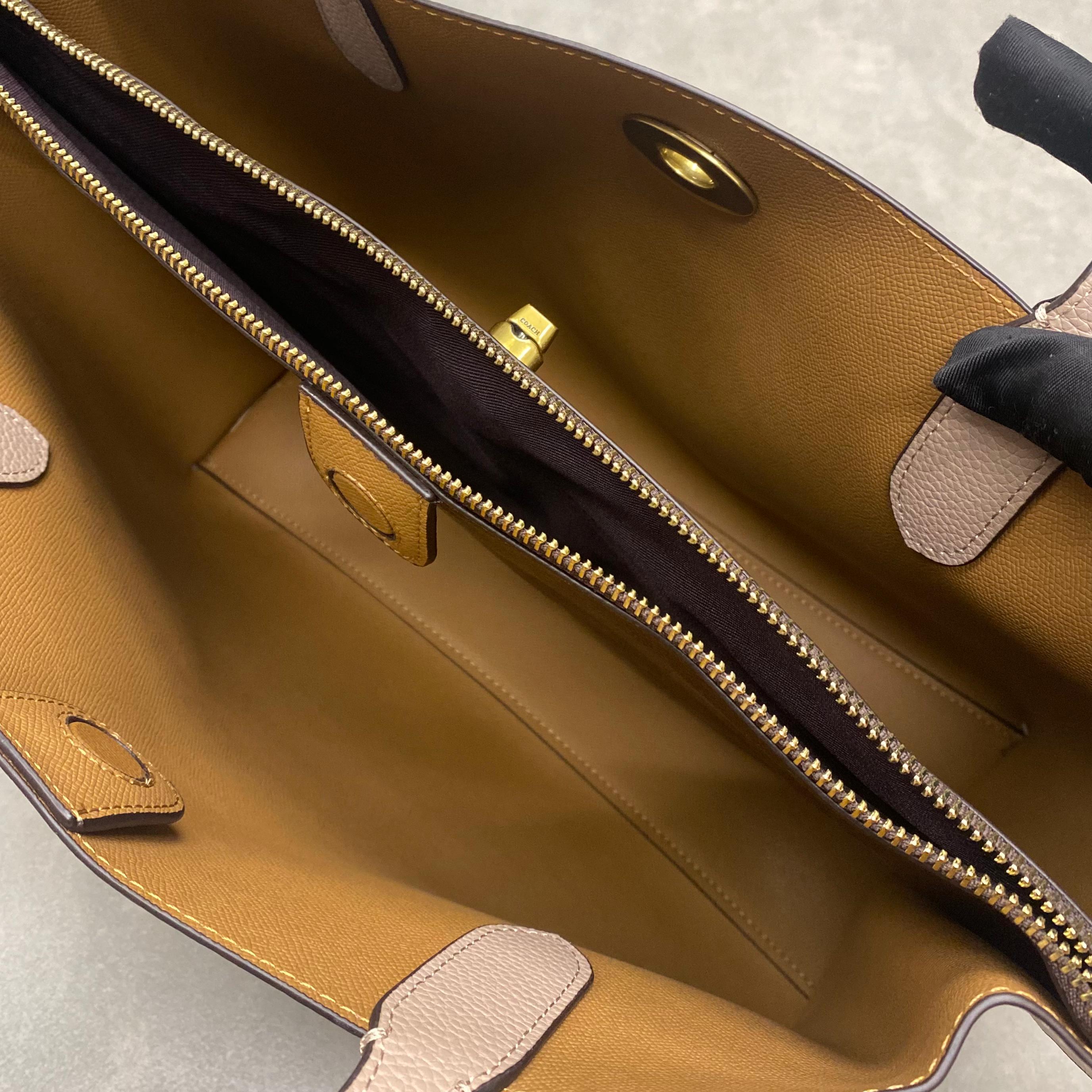 Túi Coach Willow Tote Bag DS White