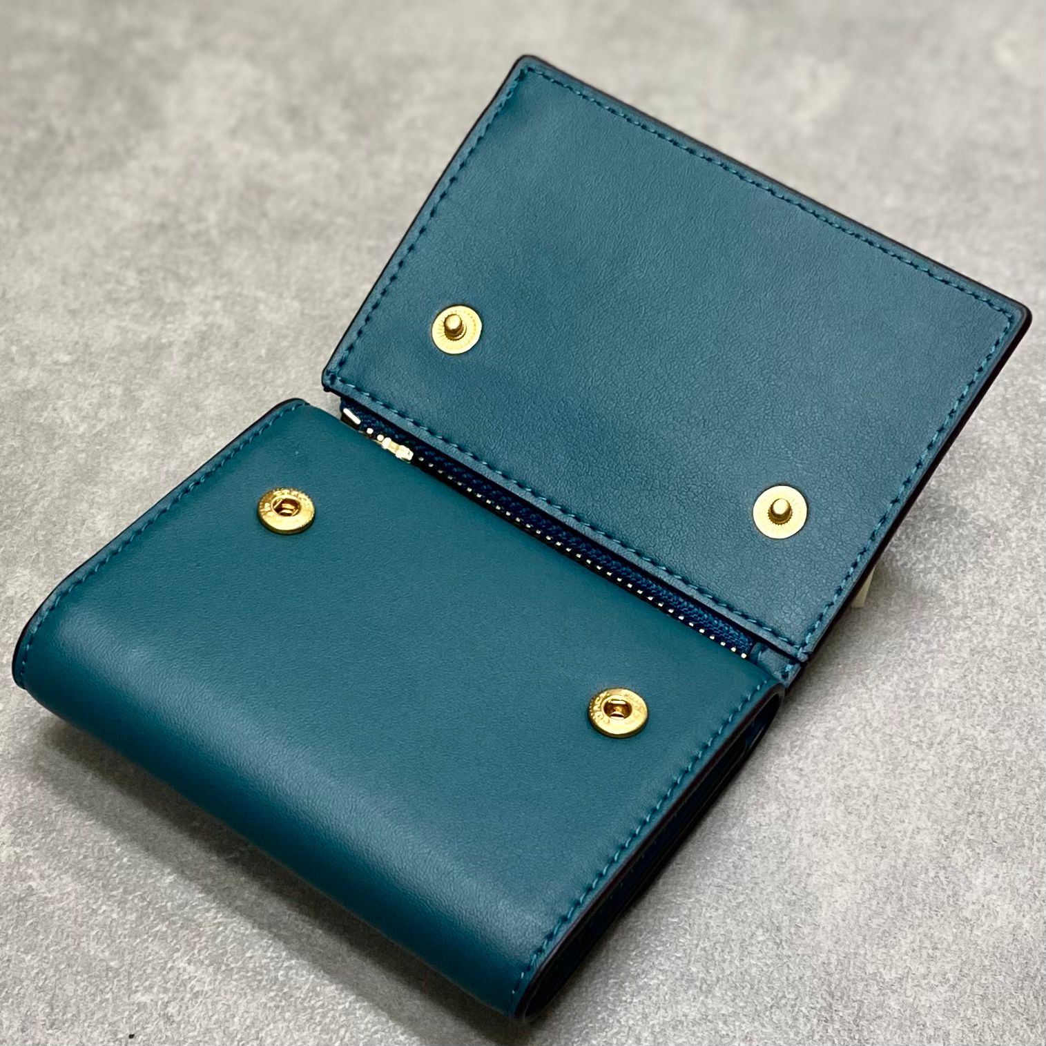 Ví Coach Essential Card Holder Wallet DS Green