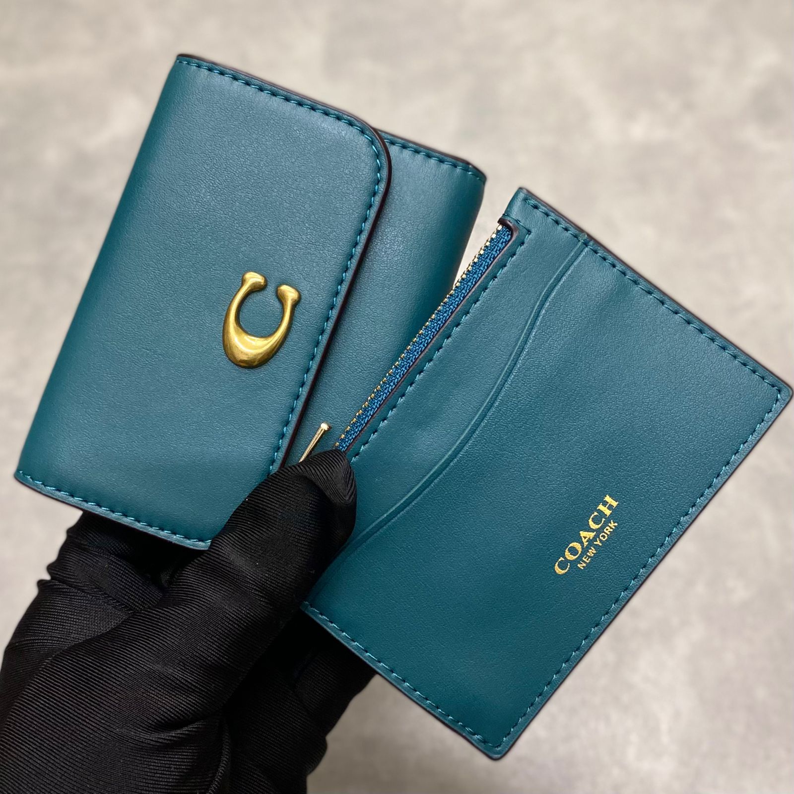 Ví Coach Essential Card Holder Wallet DS Green