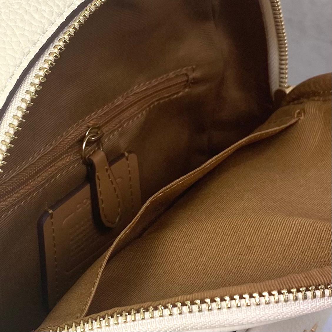 Balo Coach Mini With Dancing Kitten DS White - 20x23x9cm