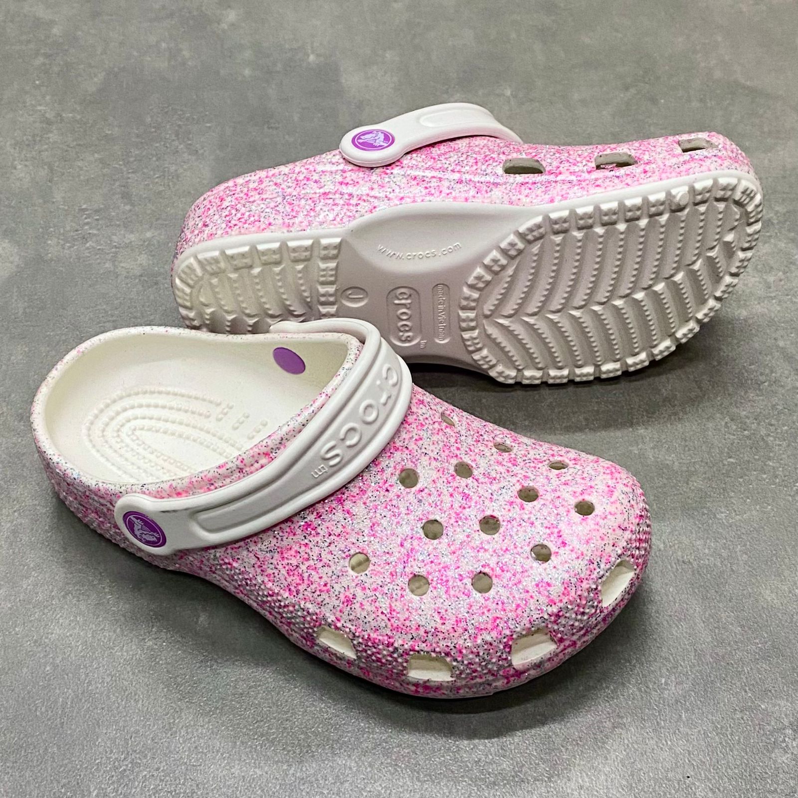 Dép Crocs Kid Clog Glitter HN White/Pink