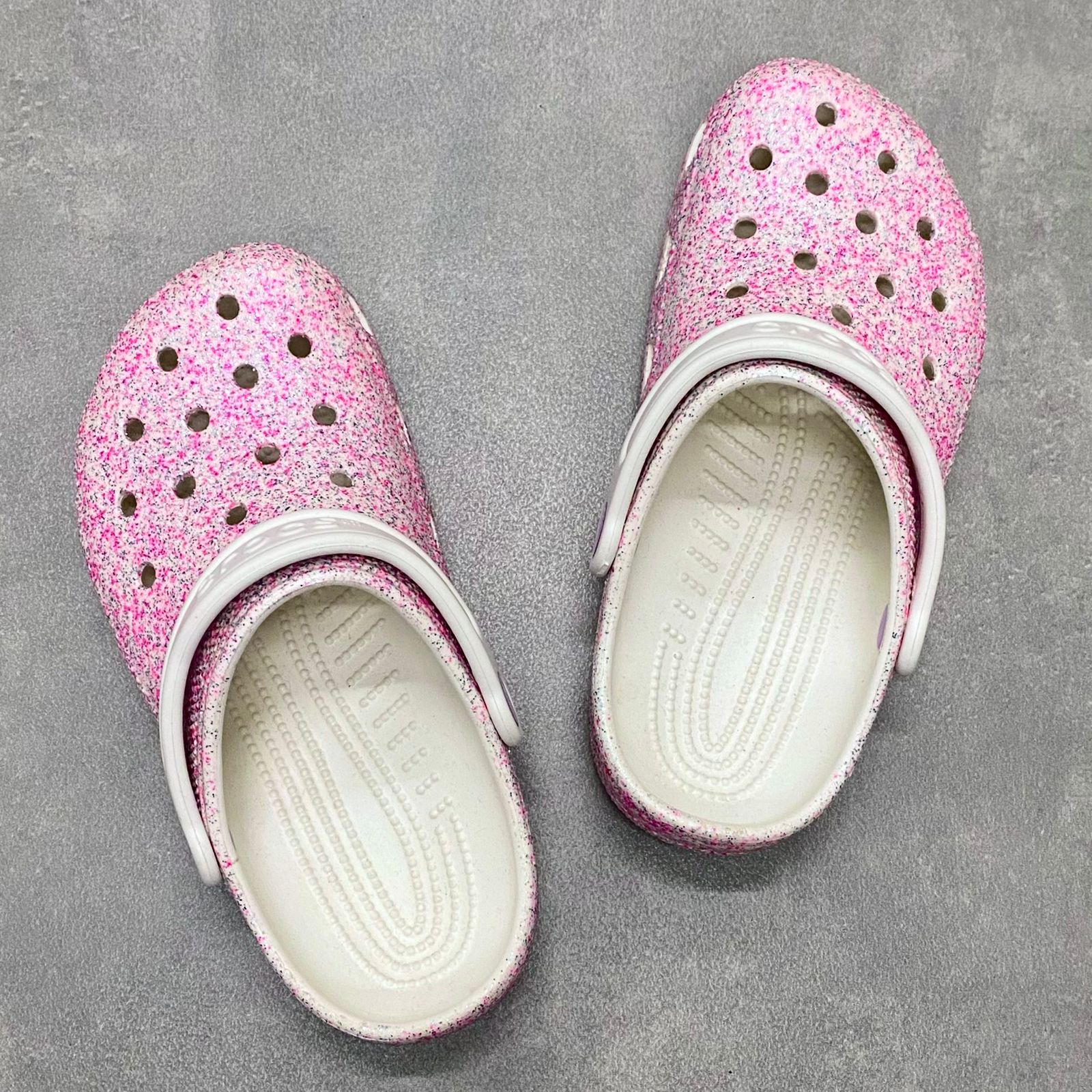 Dép Crocs Kid Clog Glitter HN White/Pink