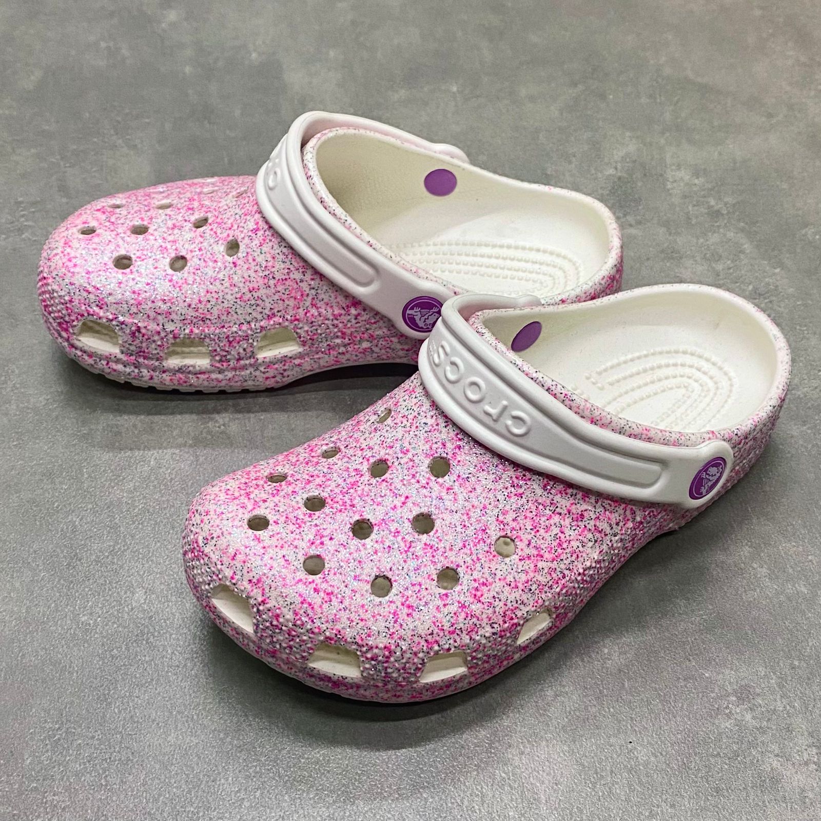 Dép Crocs Kid Clog Glitter HN White/Pink