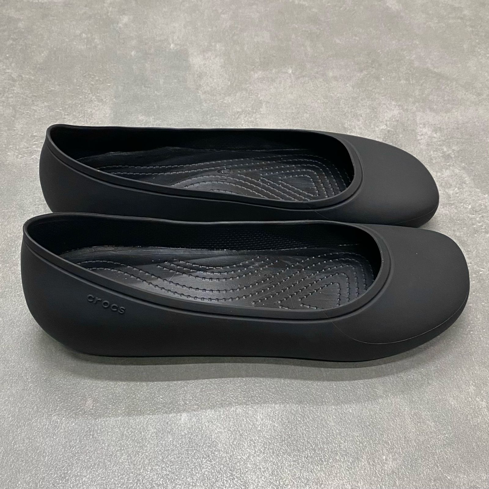 Giày Búp Bê Crocs Brooklyn Pointed HN Black