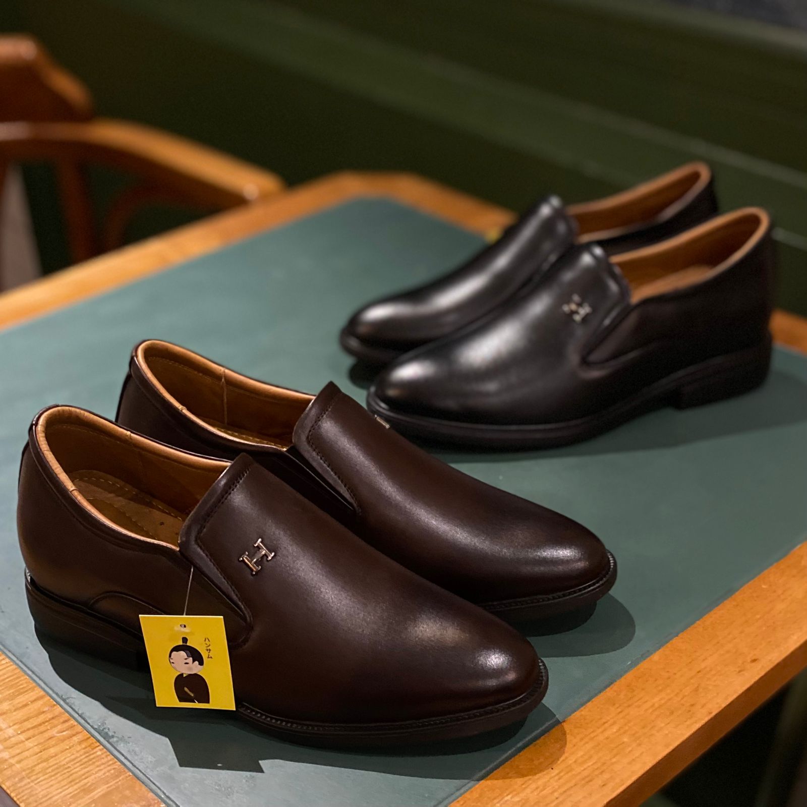 Hansamu Shin - Office Loafers DGD16 Black