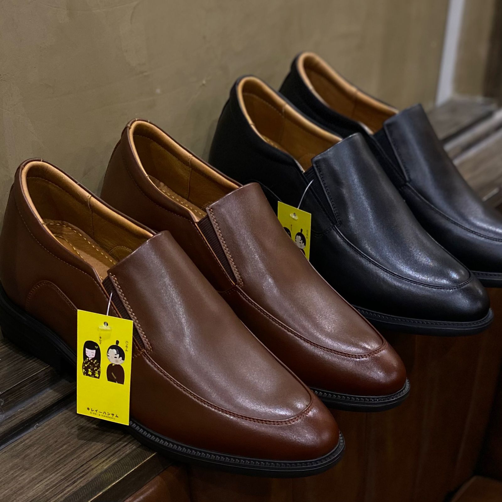 Hansamu Shin - Office Loafers DGD17 Black