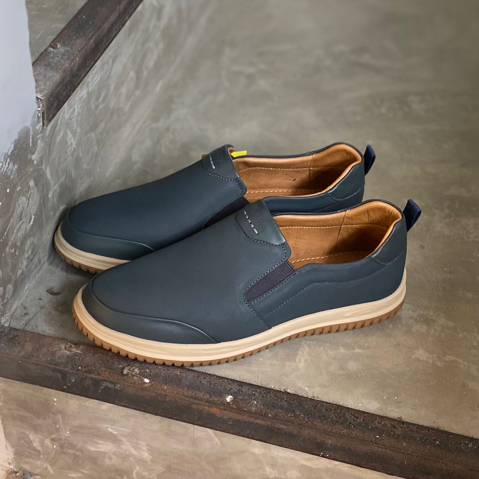 Hansamu Zen - Office Loafers DGD8 D.Green