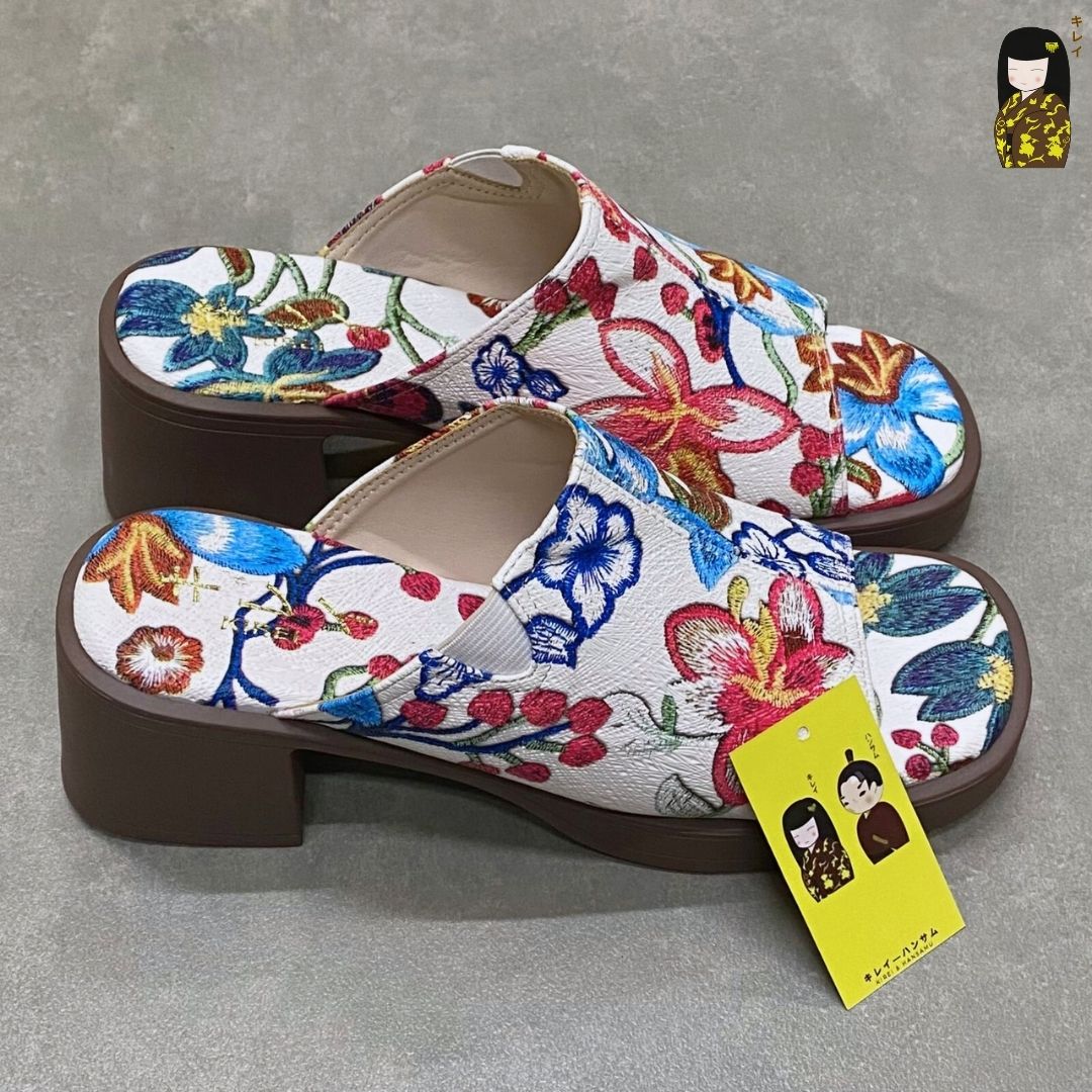 Kirei Biteki - Office Block Heel CP11 White