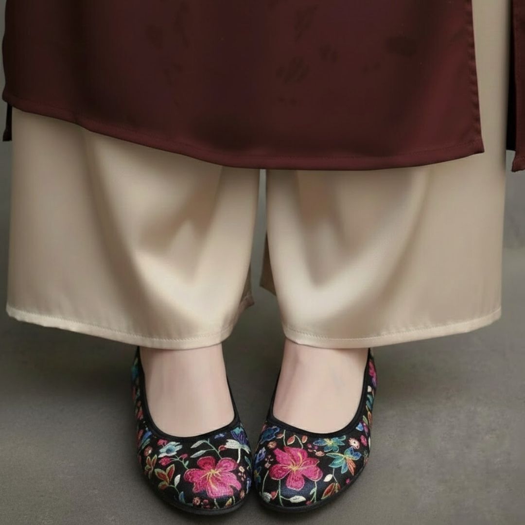 Kirei Biteki - Office Wedge HI2 Black