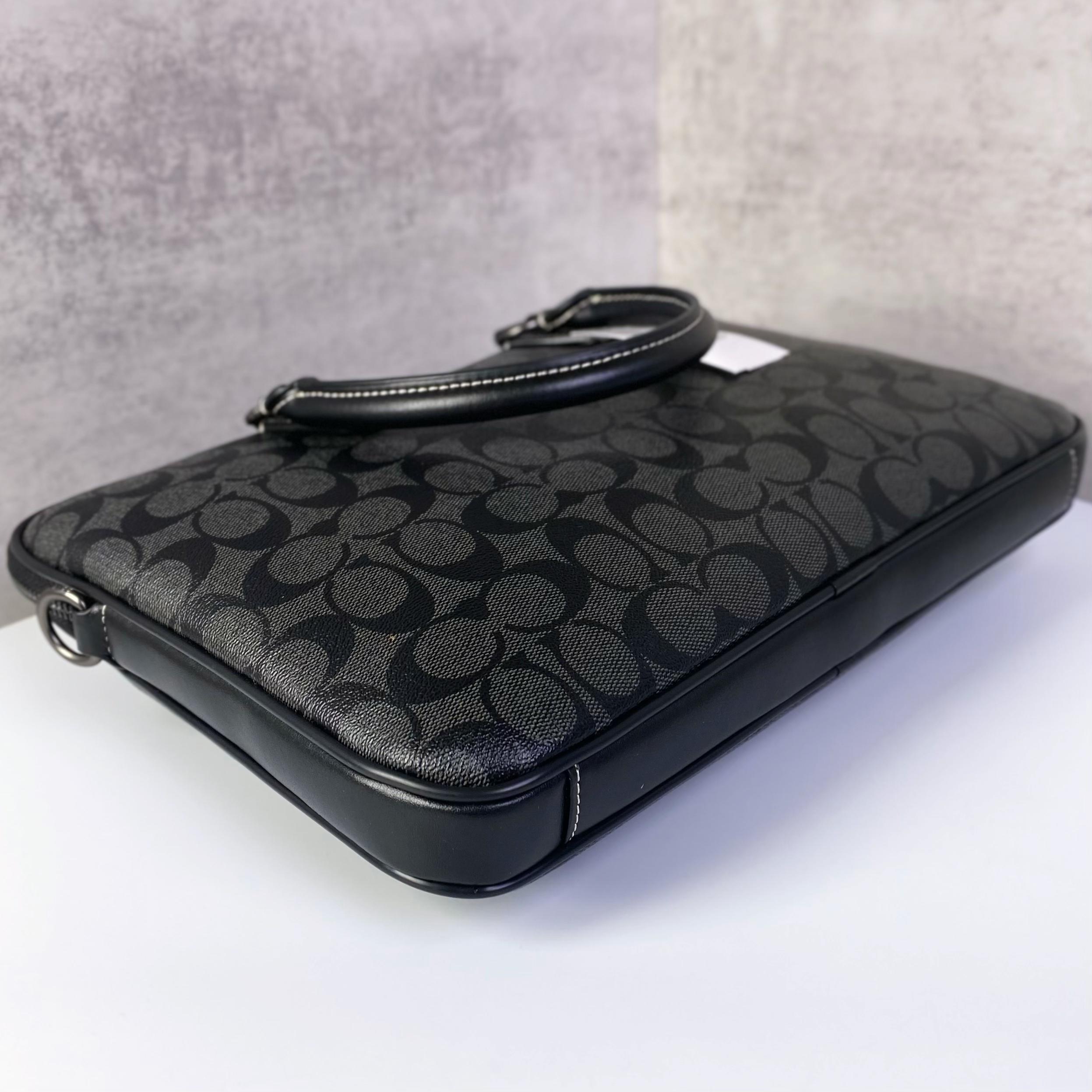 Túi Xách Coach Liam Compact Brief Canvas DS Black - 33x25x2.5cm