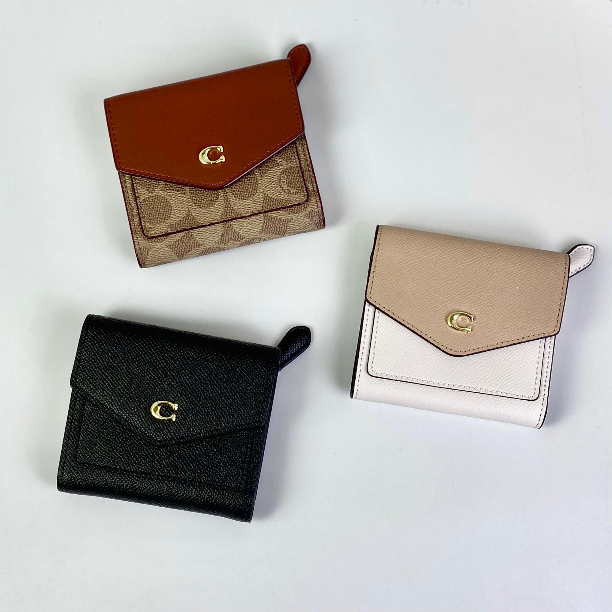 Ví Coach Wyn Small Wallet In Colorblock DS Black