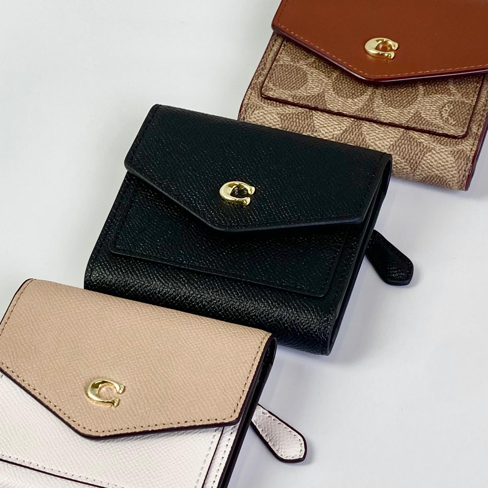 Ví Coach Wyn Small Wallet In Colorblock DS Black