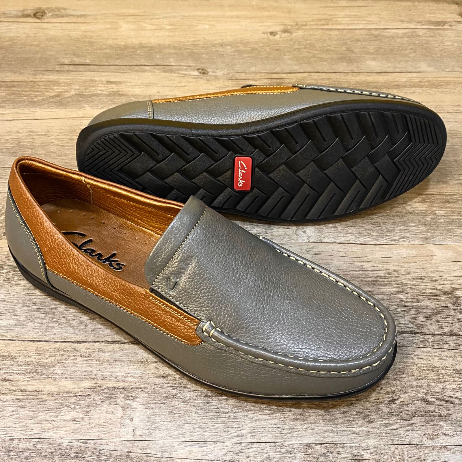 Clarks CT Grey/Brown Loafers