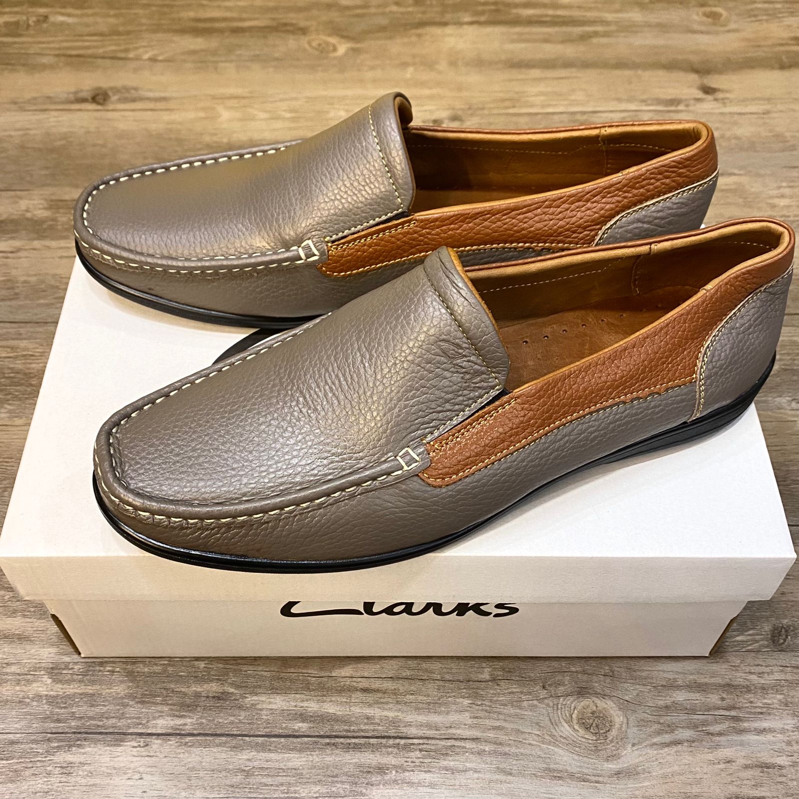 Clarks CT Grey/Brown Loafers