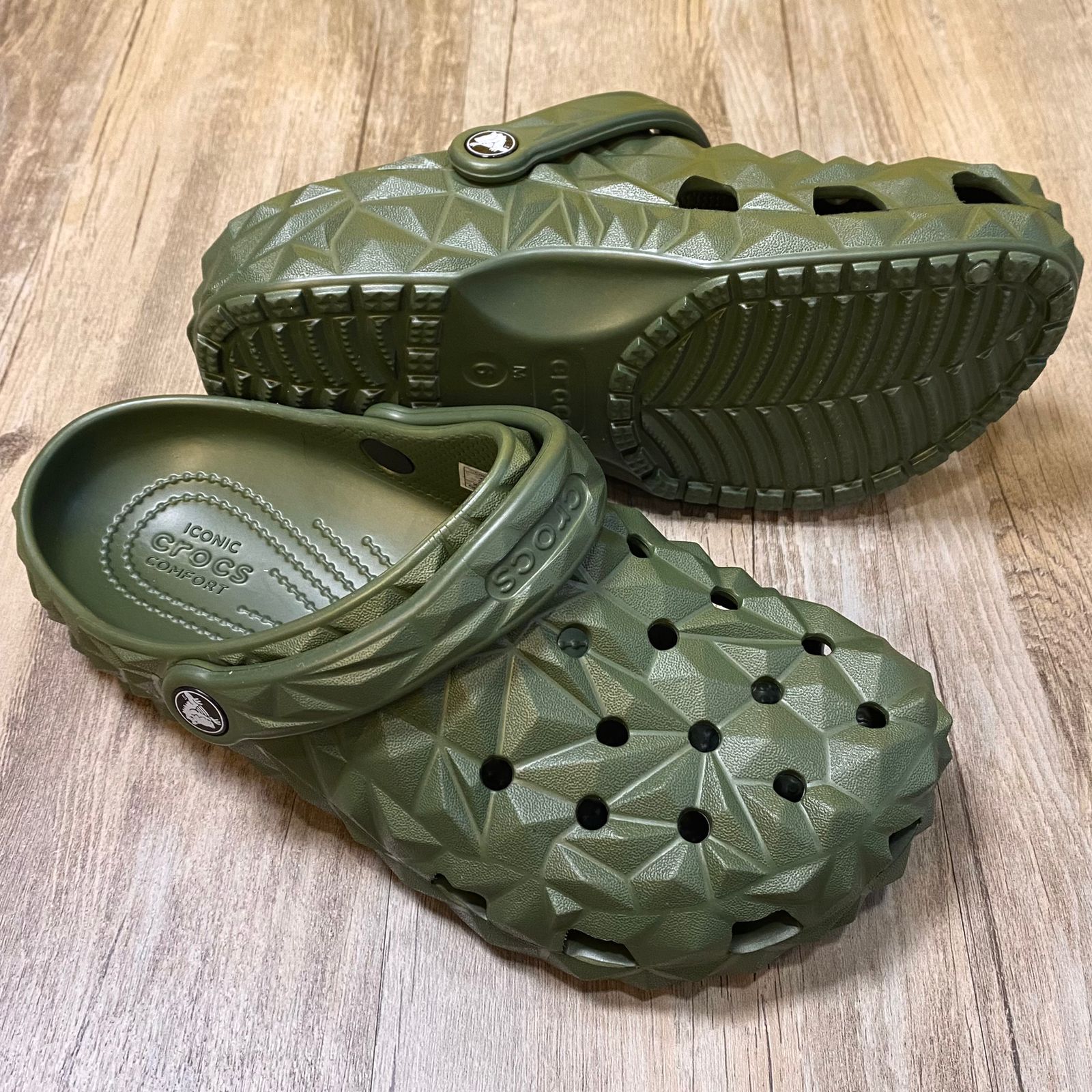 Dép Crocs Classic Geometric HN2 Green