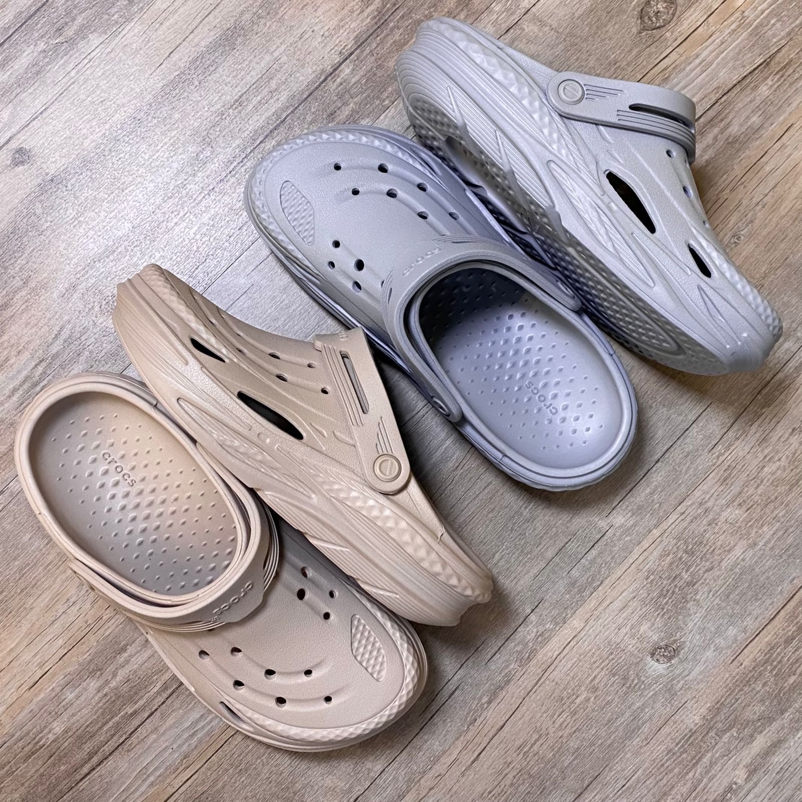 Dép Crocs Clog Off Grid HN2 Light Brown