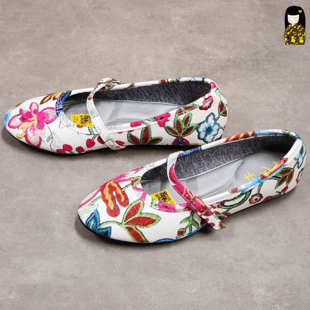 Kirei Office CP 3D Doll Slippers FEP 02 Pink and White