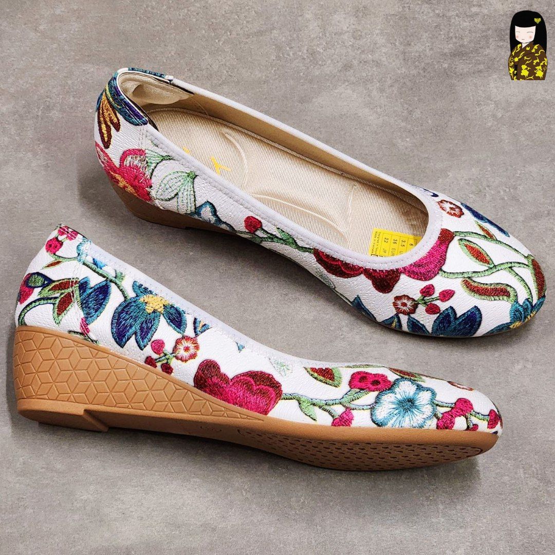 Kirei Biteki - Office Wedge HI2 White