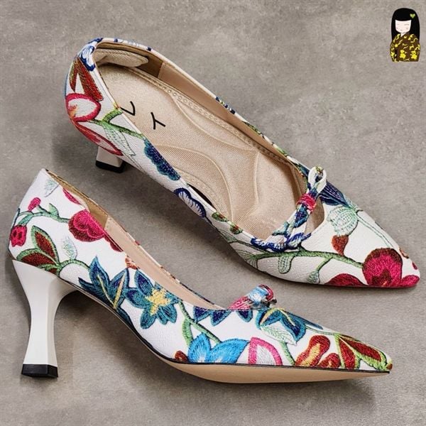 Kirei Biteki - Office Kitten Heel CP3 White