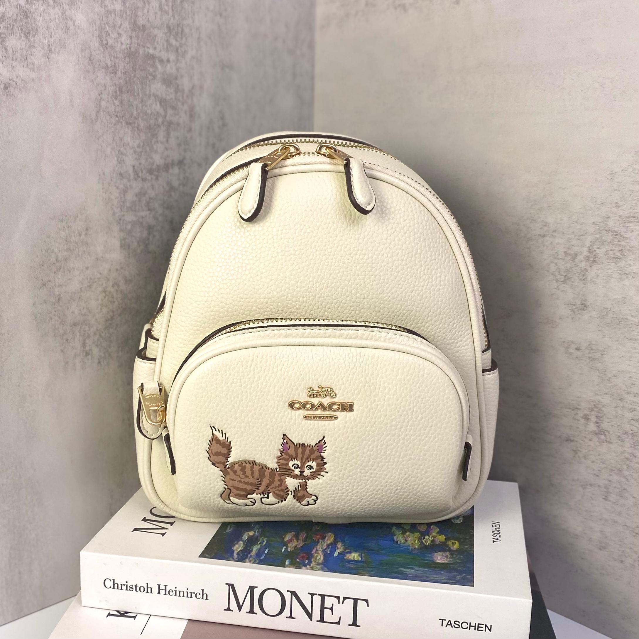 Balo Coach Mini With Dancing Kitten DS White - 20x23x9cm