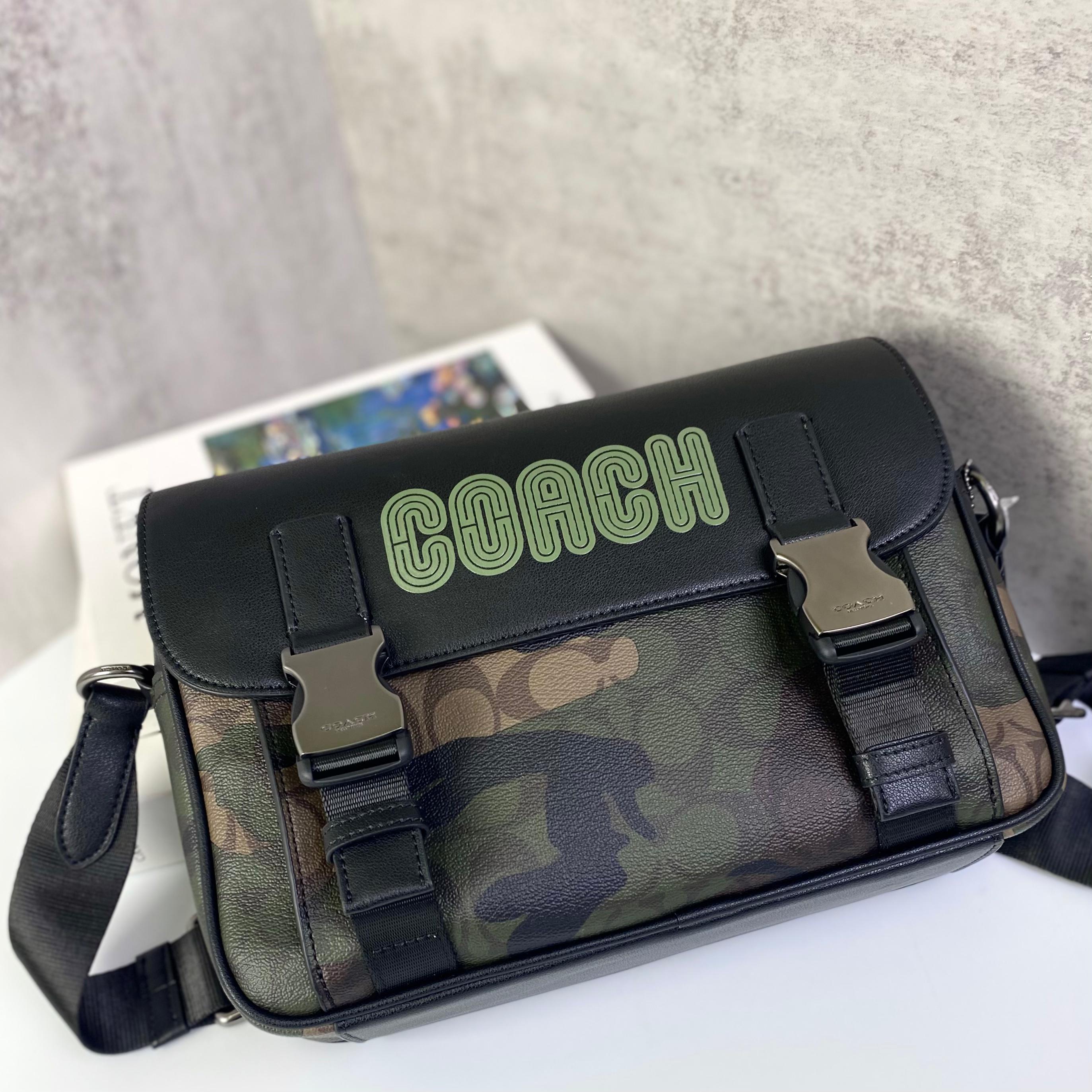 Túi Coach Track Crossbody Camo DS Black