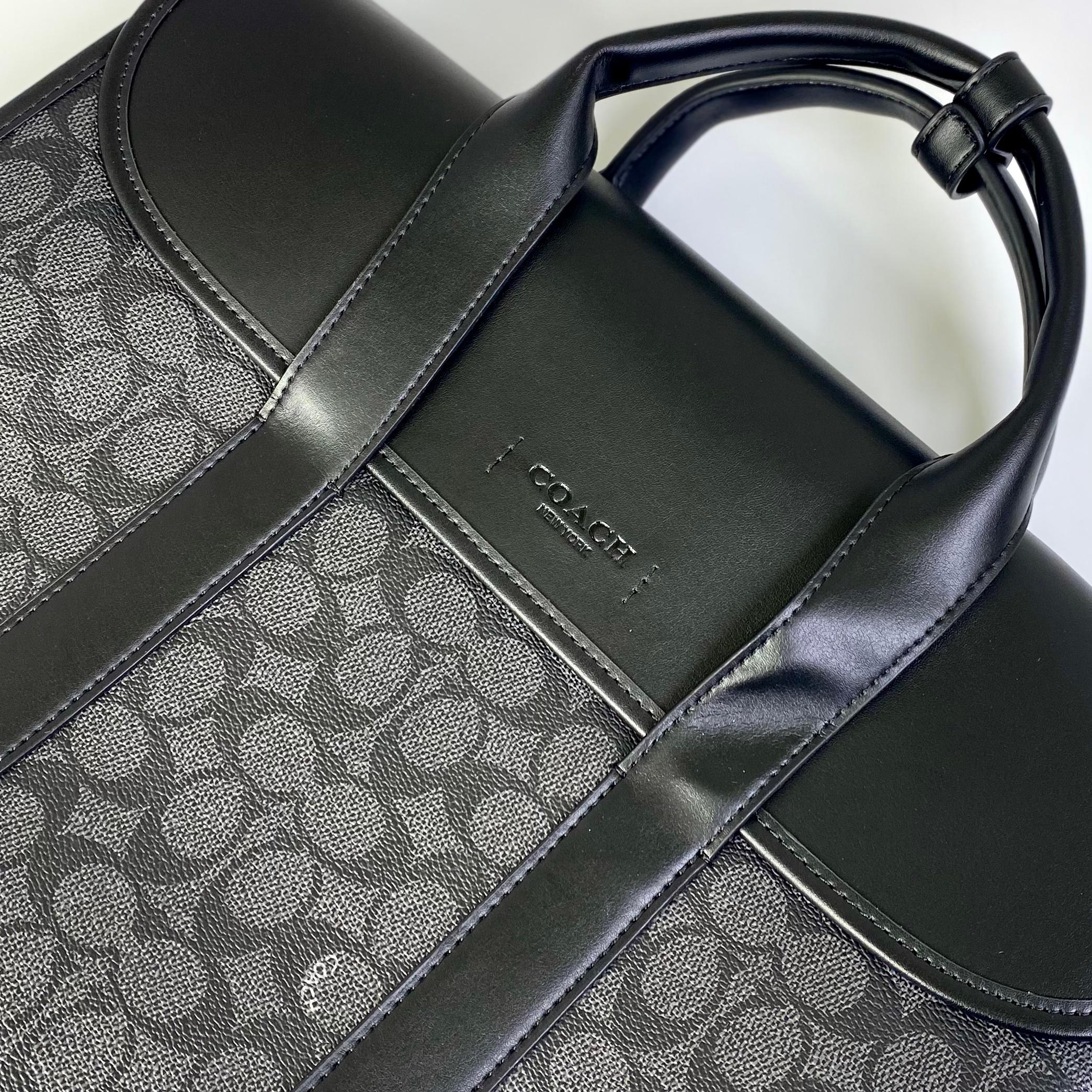 Túi Coach Gotham Portfolio in Signature Leather DS Black