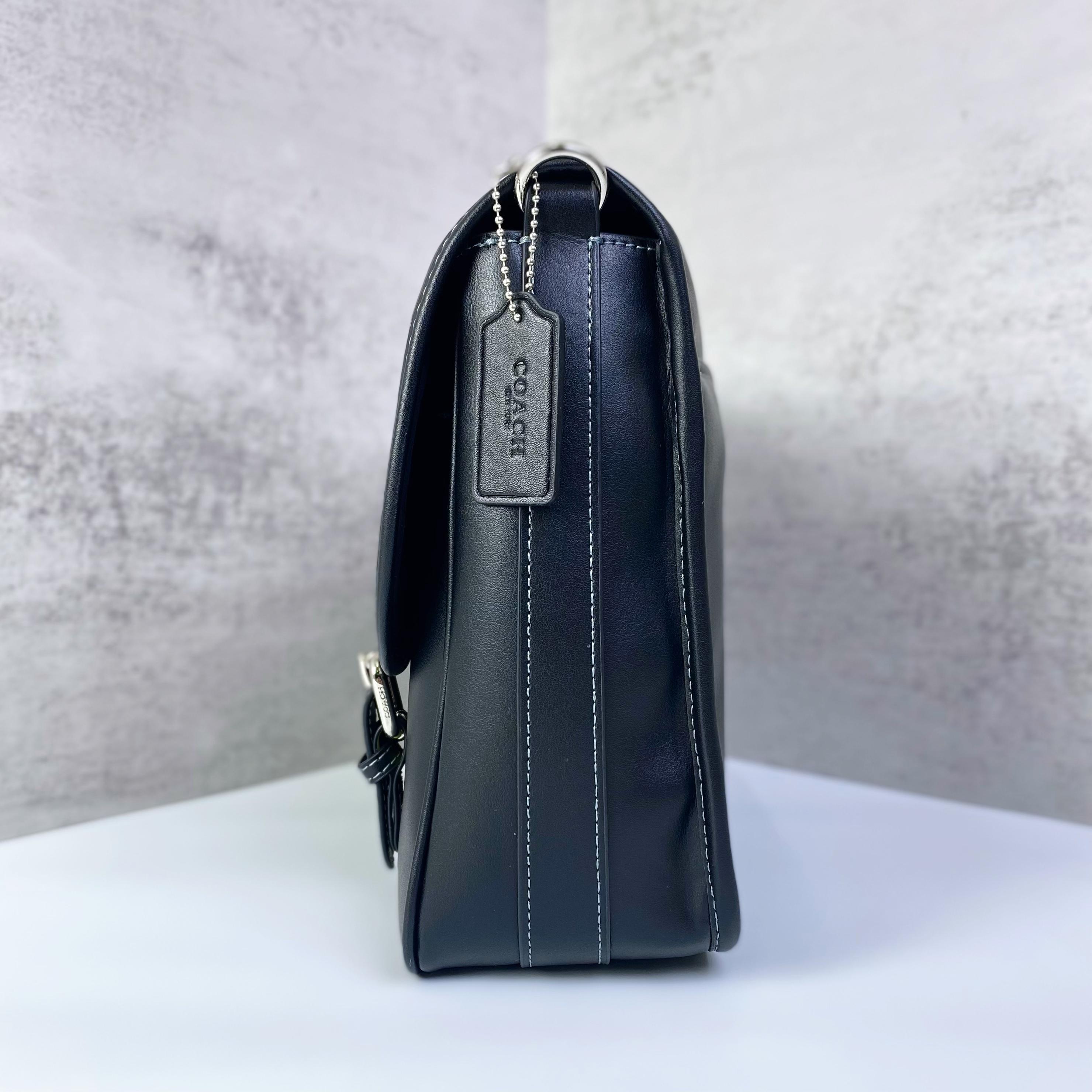 Túi Coach Hitch Messenger Bag DS Black