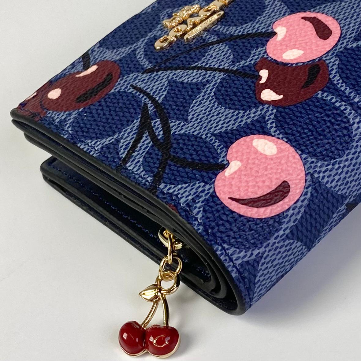 Ví Coach Snap Wallet In Signature Canvas With Cherry Print DS Blue