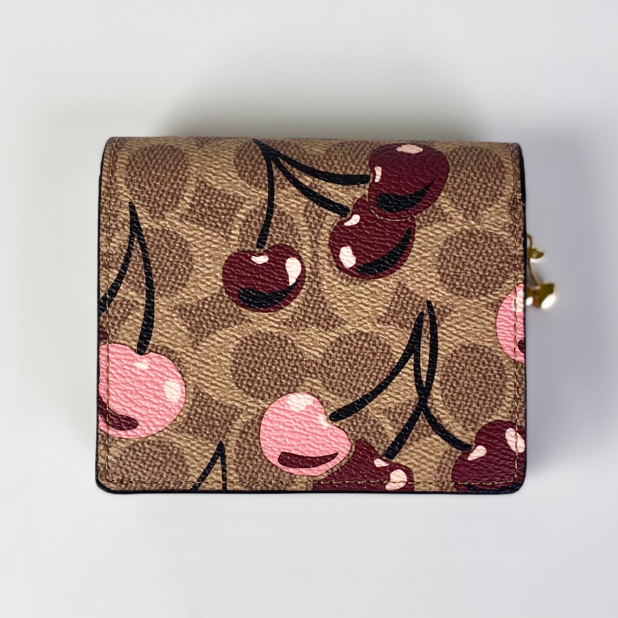 Ví Coach Snap Wallet In Signature Canvas With Cherry Print DS Brown