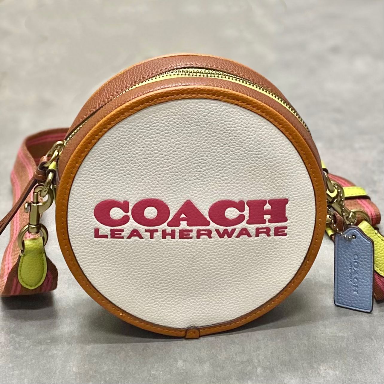 Túi Coach Restored Kia Circle Colorblock Bag DS Or/White